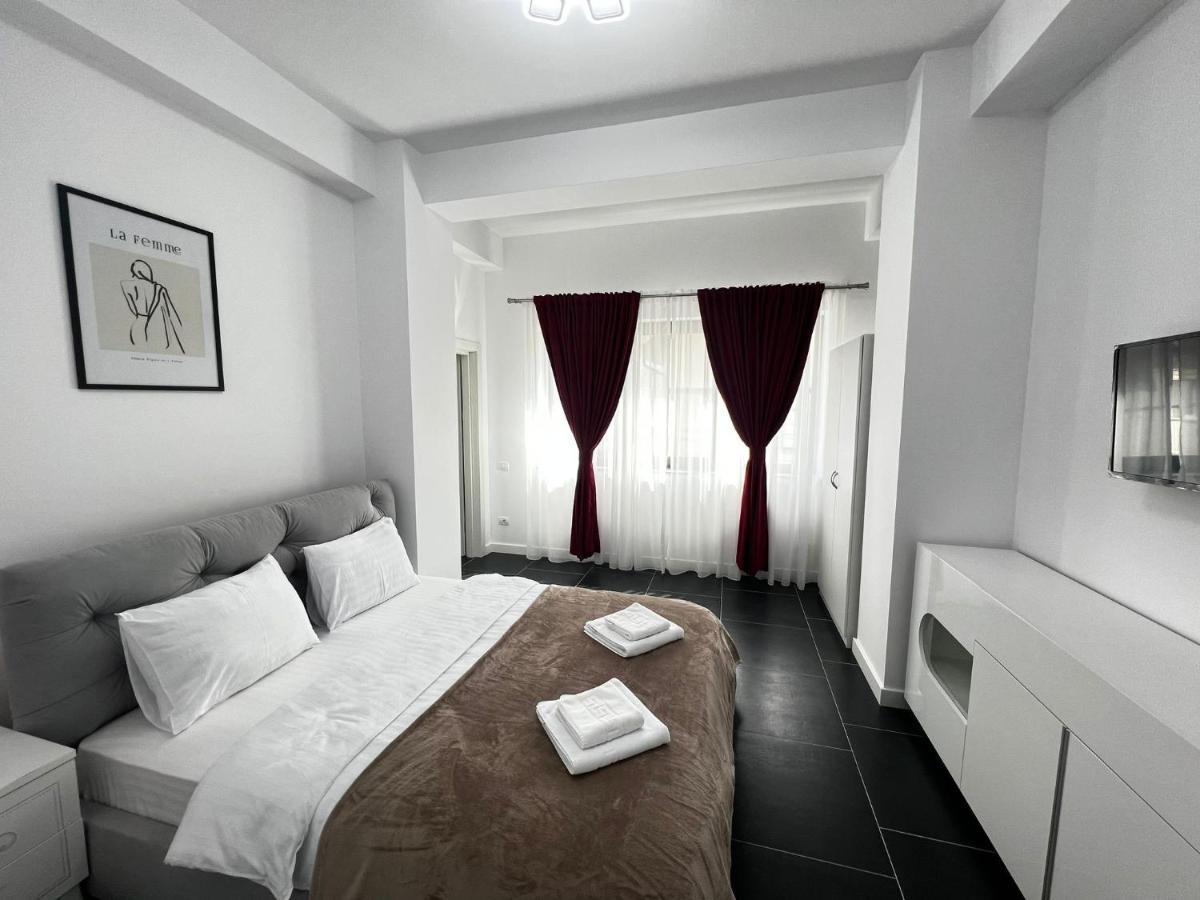 Luxury Cozy Apartments - City Center Suceava Exterior photo